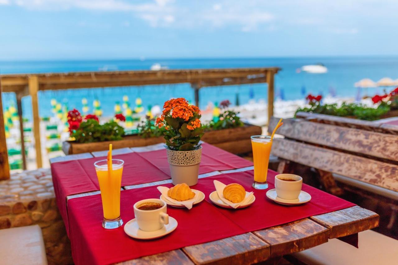 Petrovac Hotel Savojo מראה חיצוני תמונה