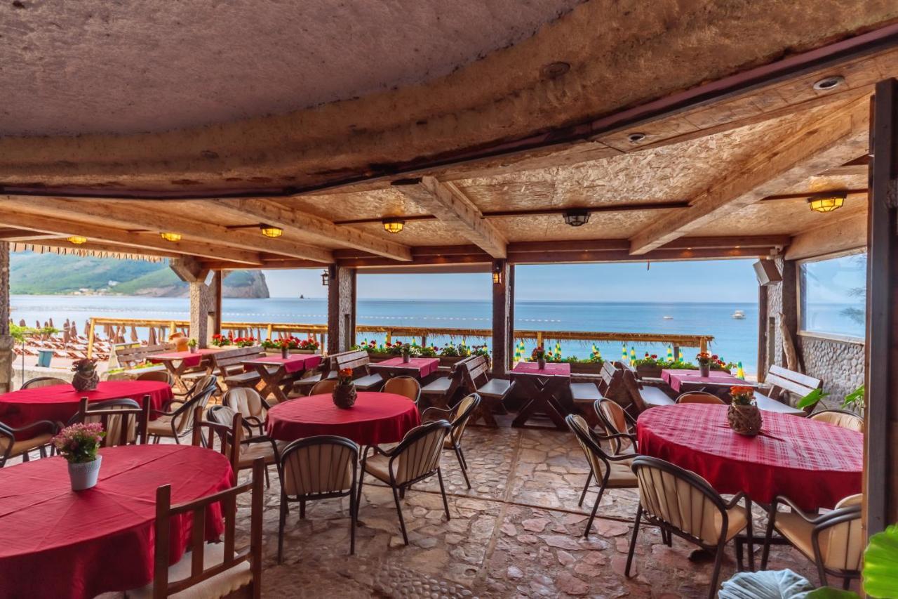 Petrovac Hotel Savojo מראה חיצוני תמונה
