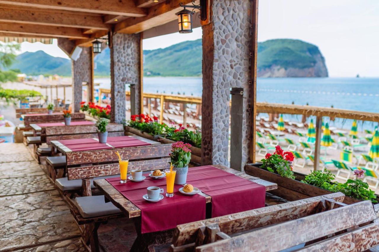 Petrovac Hotel Savojo מראה חיצוני תמונה