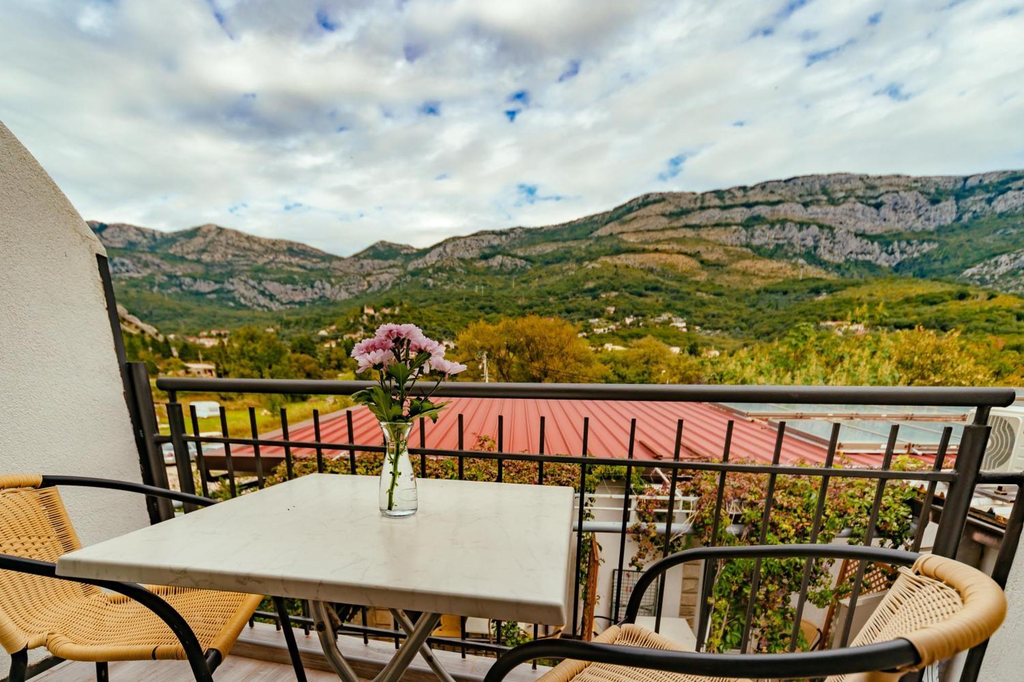 Petrovac Hotel Savojo מראה חיצוני תמונה
