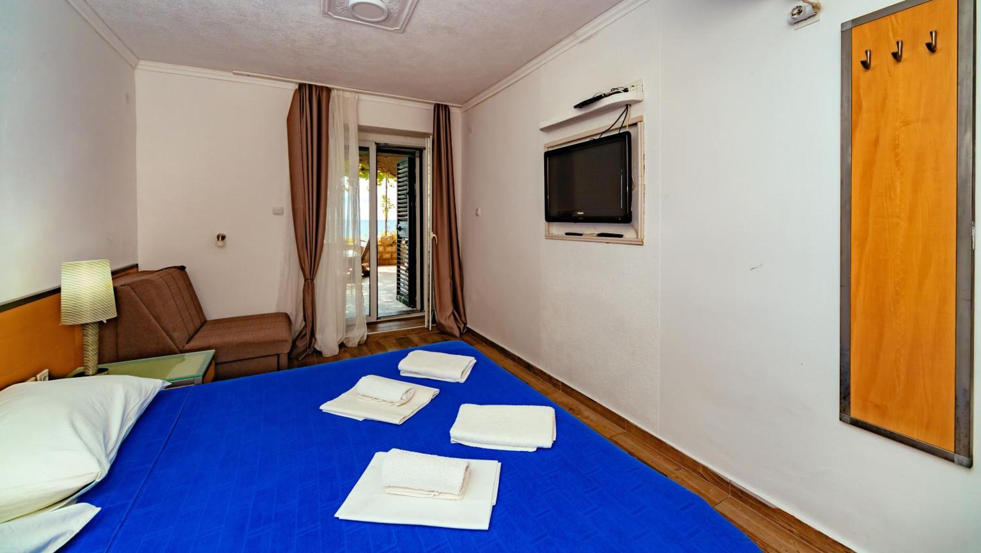 Petrovac Hotel Savojo מראה חיצוני תמונה